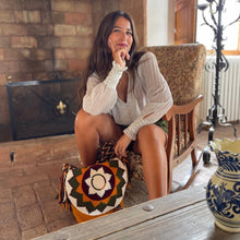 Load image into Gallery viewer, Wayuu bag (orange)